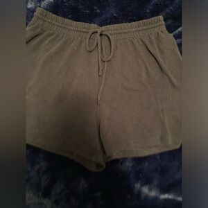Aritzia black lounge shorts